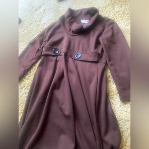 Long sleeve brown dress